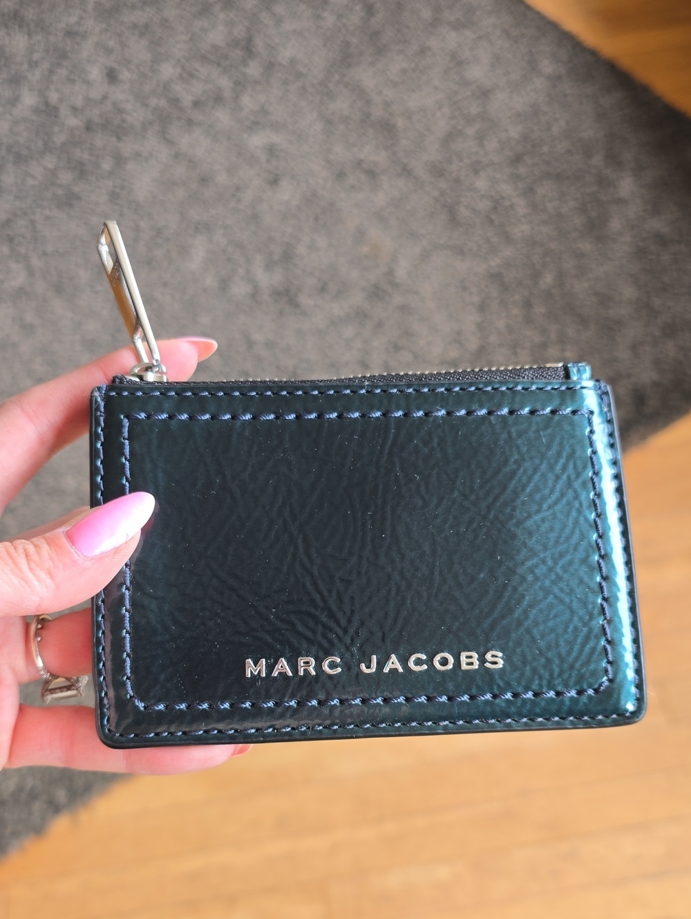 NWOT*Marc Jacobs Gorgeous Green Leather Zip Card Holder* gorgeous color